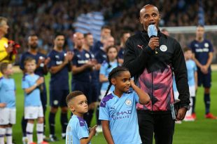 คลิปไฮไลท์กอมปานี เทสติโมเนียล ตำนานแมนซิตี้ 2-2 ออลสตาร์พรีเมียร์ลีก Manchester City Legends 2-2 Premier League All Stars